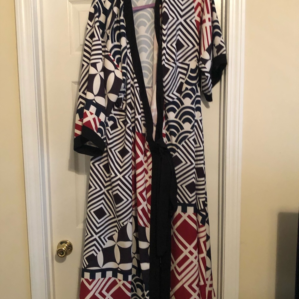 Eloquii size 22 geometric print kimono wrap